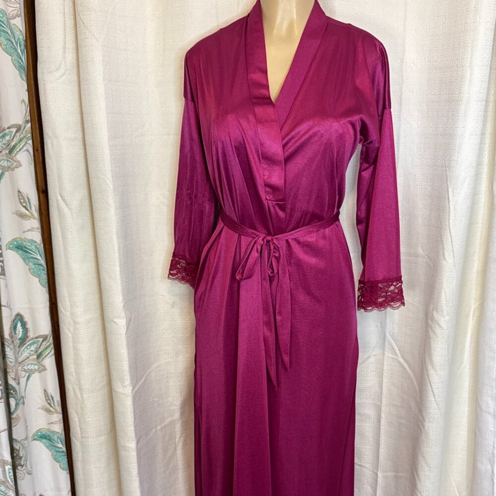 Vintage Fantasy Nightwear by Janice Lee Maroon Nylon & Lace 2 piece set Size M